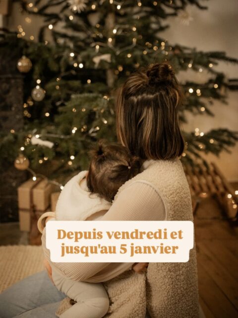 Belles fêtes de fin d'année à toutes ✨

Qui connaît le titre du film de Noël dans lequel Barbara joue ?
Dis nous en commentaire 👇

🎁 La 1ère qui trouve gagne notre formation "Vendre alignée" d'une valeur de 88e 😁

Option A : Maman j'ai raté le train 🚂
Option B : Le Grunch
Option C : Love factually ❤️
Option D : Art Attack French compil 2019

Bonne chance 😜

Des bisous festifs 😘🎄

📸 1 : @solenedoux_photographie
Pour voir la suite du shooting photo rdv sur mon compte perso @ellen.didier 😜