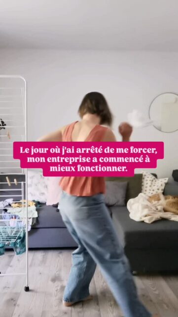 Pendant des années, j'ai pensé que le problème était un manque de motivation.

Alors je cherchais à faire plus.
Plus vite.
Plus souvent.

Jusqu'à comprendre que le problème n'était pas toujours l'action.

Parfois, le problème est simplement que l'on essaie de fonctionner contre soi-même.

Aujourd'hui, j'aide les entrepreneures à construire une entreprise cohérente avec leur personnalité, leur énergie et leurs objectifs.

Si tu crois qu'il existe une autre façon d'entreprendre que "forcer toujours plus", bienvenue dans notre univers. 

Ellen 🌞